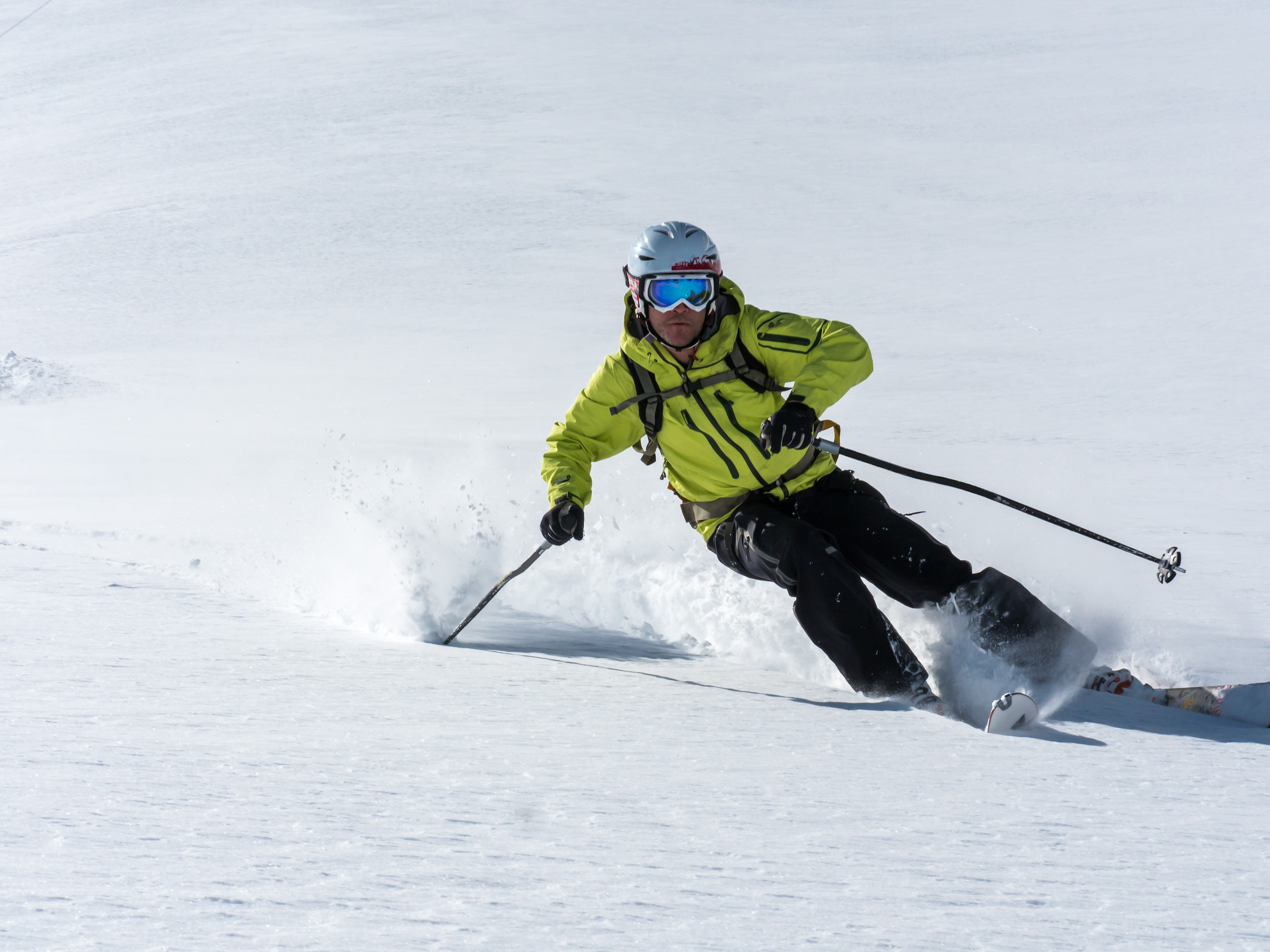 composite materials in ski equipment